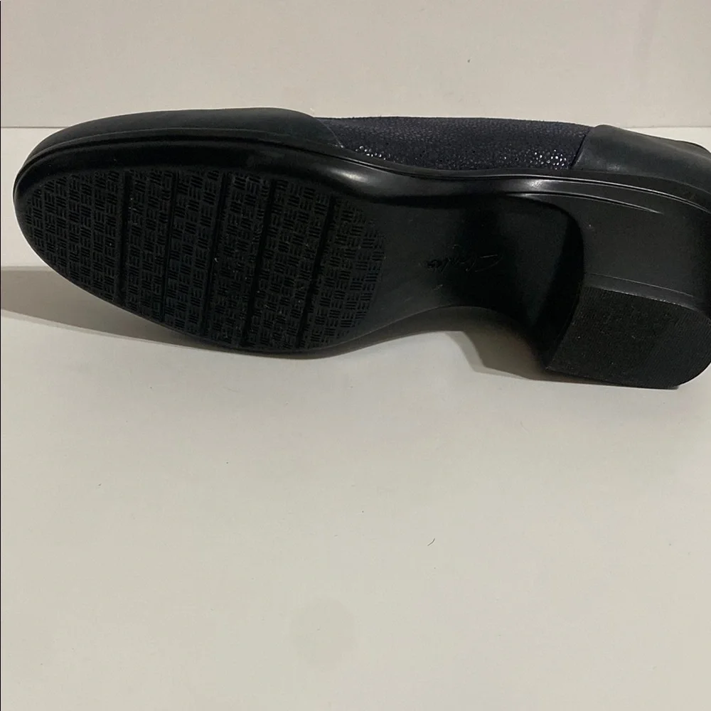 Clarks Elegant black Women's Heels Size 11 M